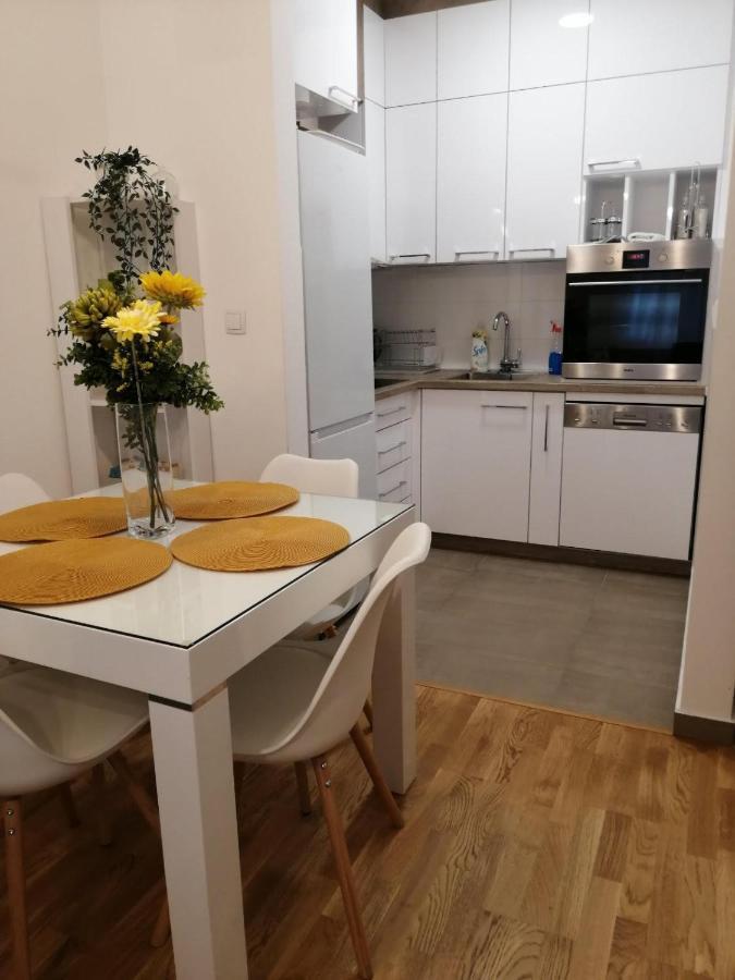 Center Sunrise Apartment Нови-Сад Экстерьер фото
